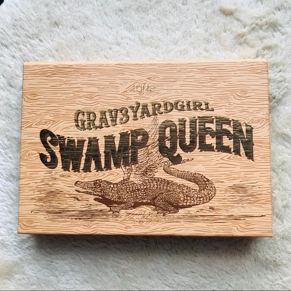 Tarte Graveyard Girl Swamp Queen Eye Cheek Palette - Picture 7 of 8